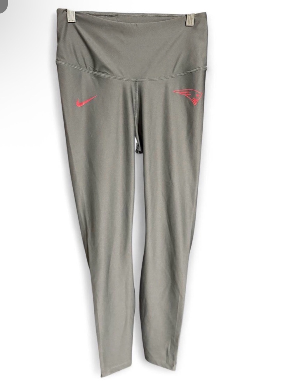 NFL Nike NE Patriots Women’s Gray Leggings with Red Logos